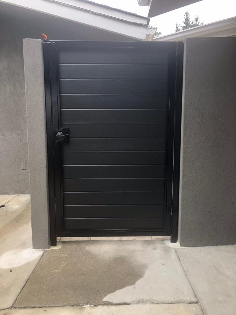Composite pedestrian gate with horizontal slats