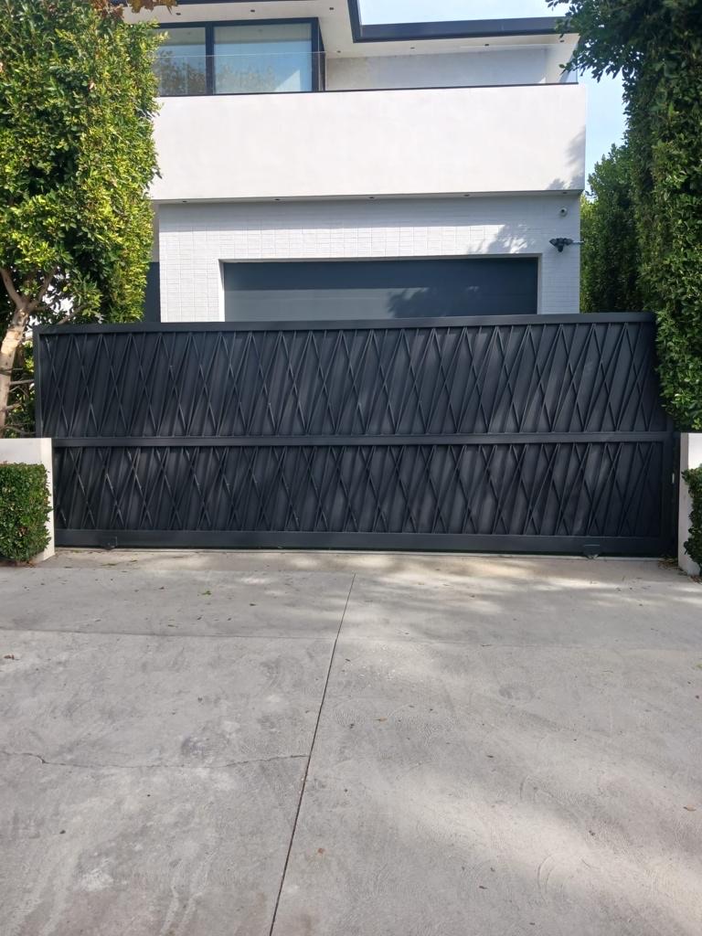 Custom design sliding driveway gate